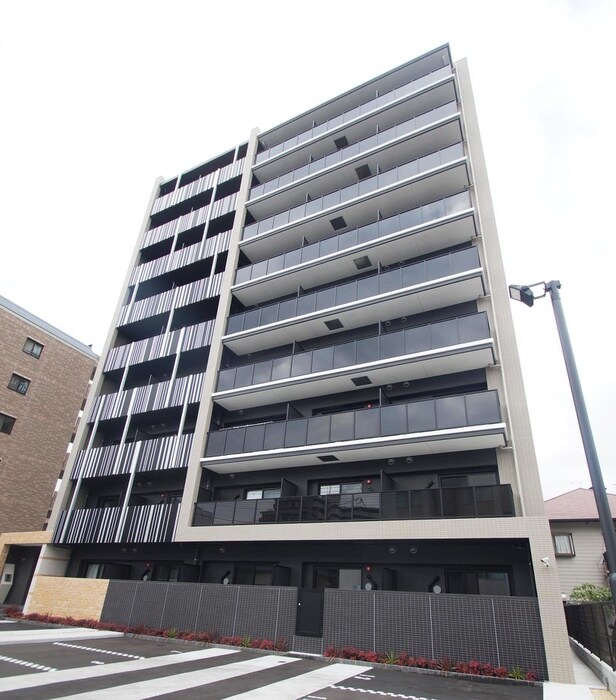 エルグランド東比恵の物件外観写真