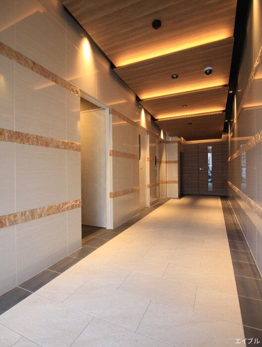 エルグランド東比恵の物件外観写真