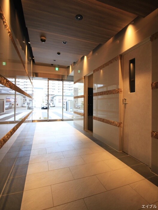 エルグランド東比恵の物件外観写真