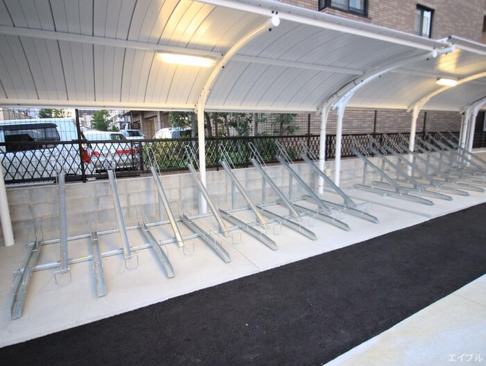 エルグランド東比恵の物件外観写真