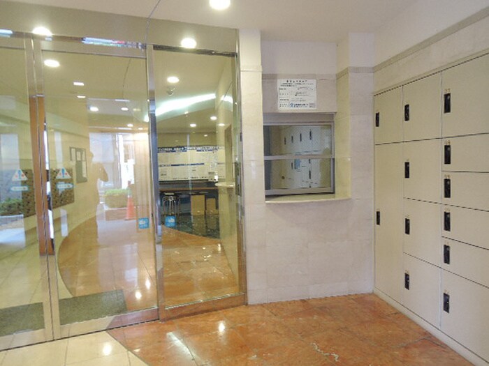 クレアセンターマーク606号室の物件外観写真