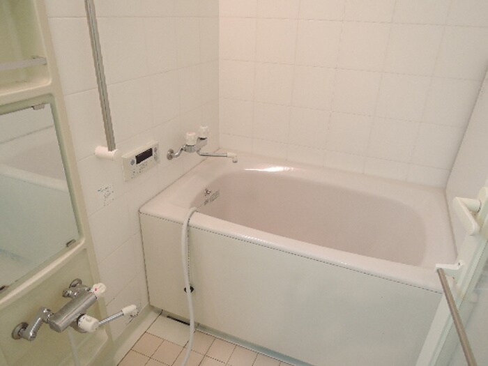 クレアセンターマーク606号室の物件内観写真