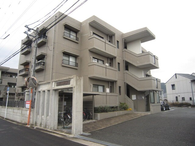 コモ－ド２の物件外観写真