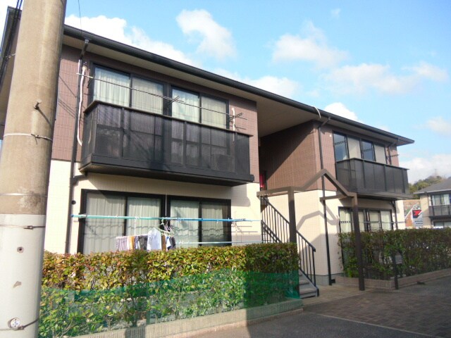 パストラル則松Ａ棟の物件外観写真