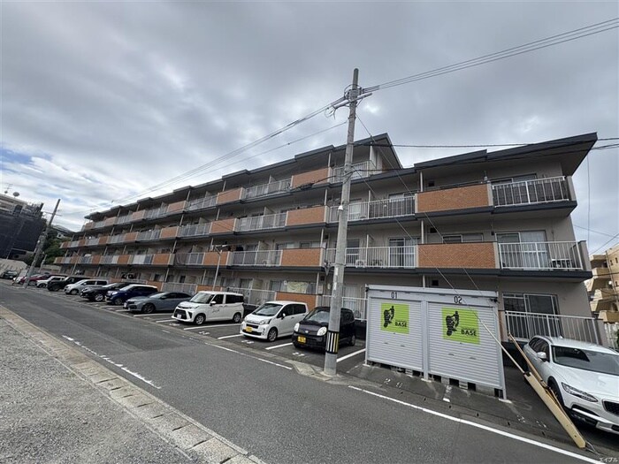 第２パ－プルハイムの物件外観写真