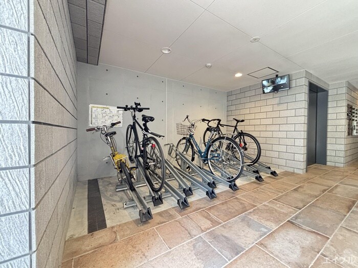 Branche 薬院大通の物件外観写真