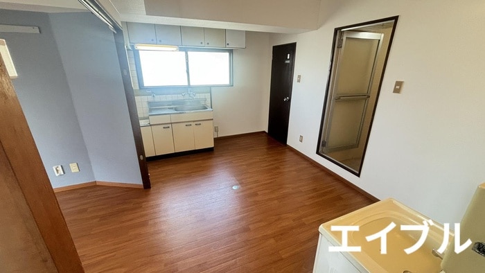 ロイヤルシティー新上橋の物件内観写真