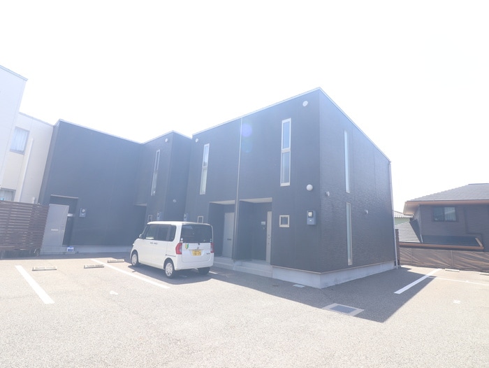 リリンクスの物件外観写真