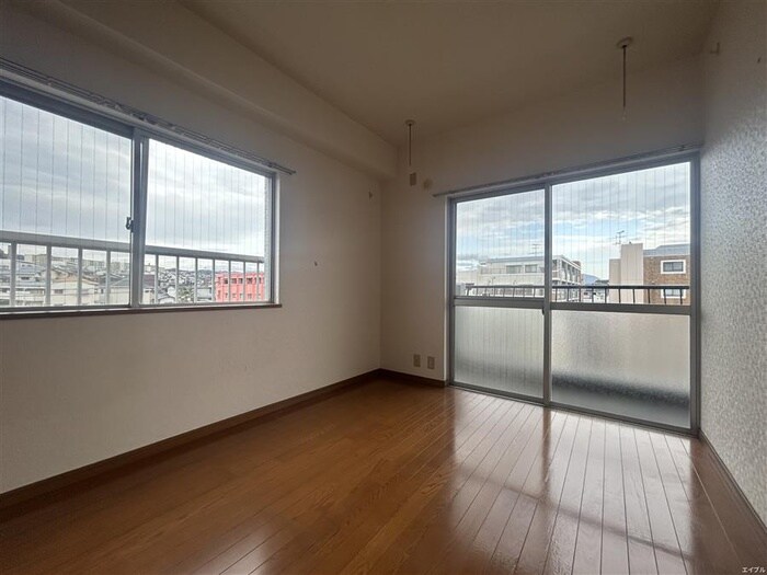 上田ビルの物件内観写真