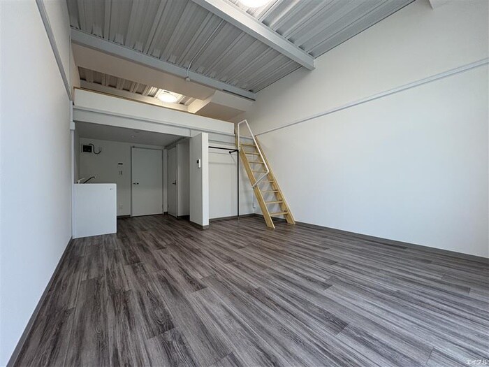 ガレージハウス青葉の物件内観写真