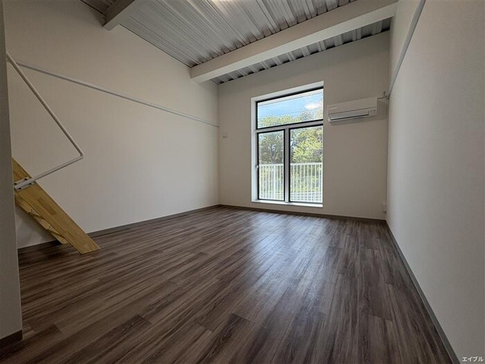 ガレージハウス青葉の物件内観写真