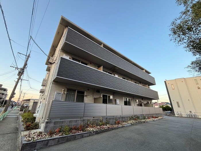 D-room ＫＯＴＯＢＵＫＩの物件外観写真