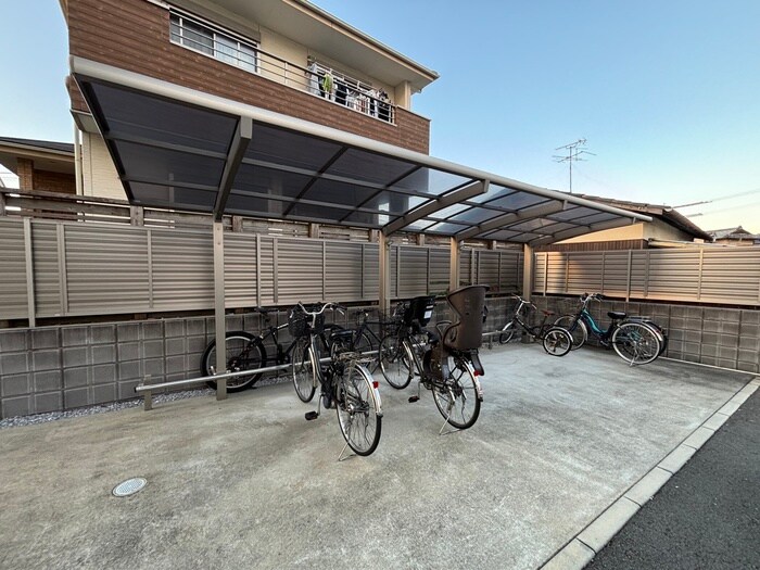 D-room ＫＯＴＯＢＵＫＩの物件外観写真