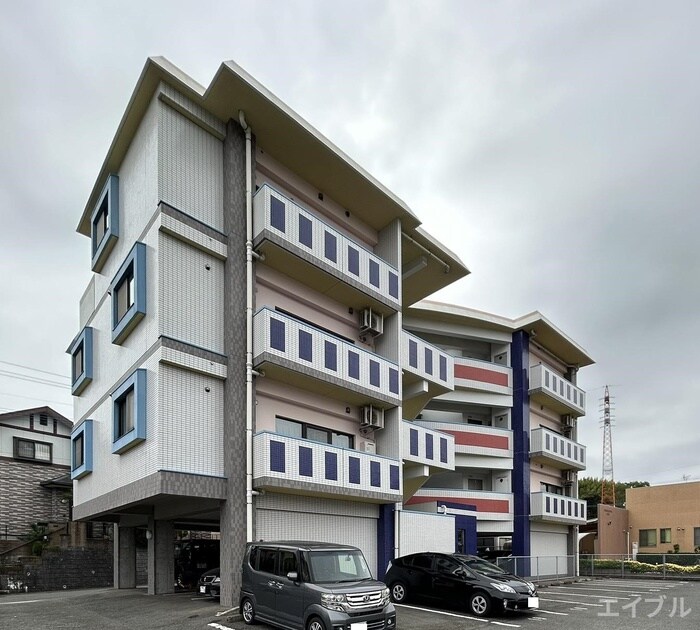 第６元木ビルの物件外観写真