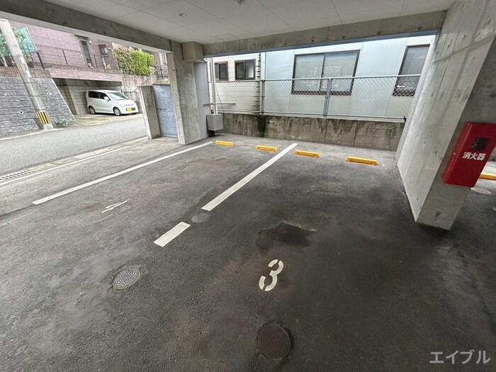 第６元木ビルの物件外観写真