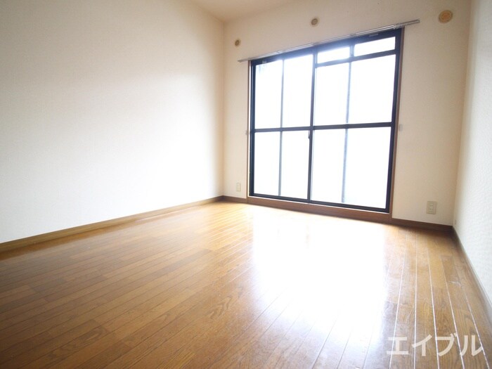 シャトレ参番館の物件内観写真