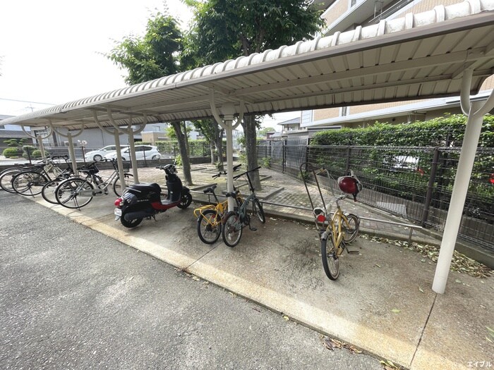 シャトレ参番館の物件外観写真