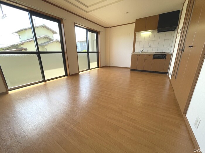 メゾンドコンフォースⅠの物件内観写真