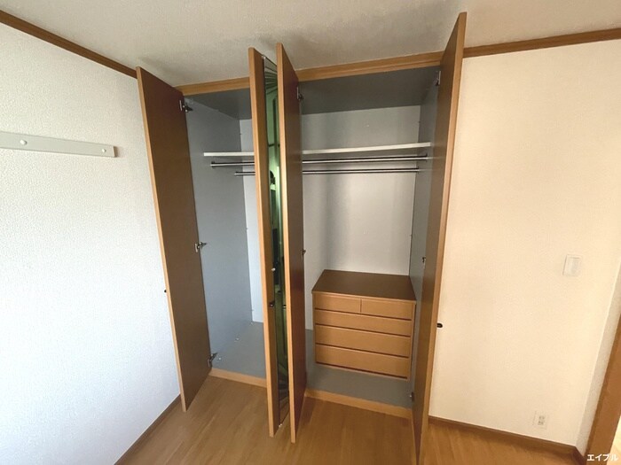 メゾンドコンフォースⅠの物件内観写真