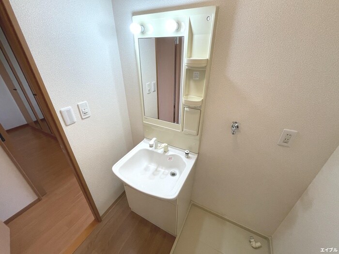 メゾンドコンフォースⅠの物件内観写真