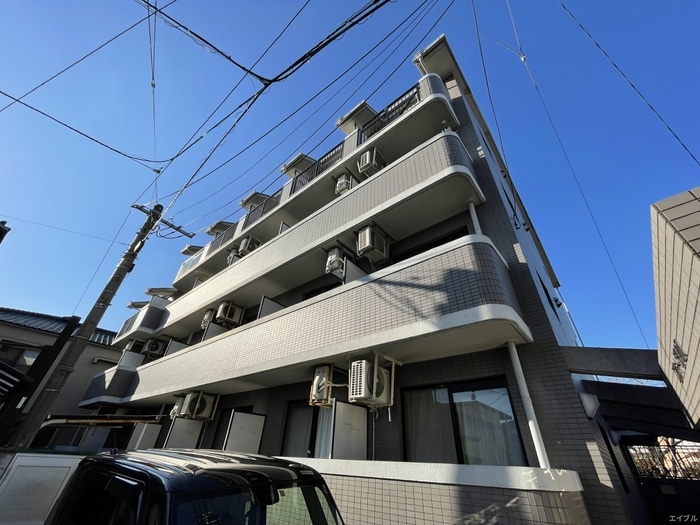 エステートモア諸岡の物件外観写真