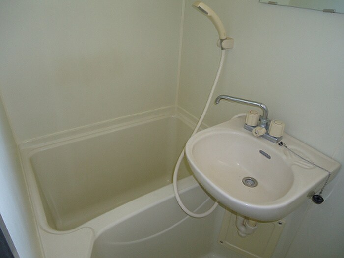 レジデンシャル長尾の物件内観写真