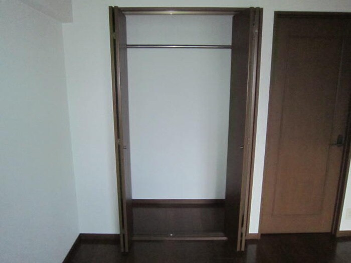 レジデンシャル長尾の物件内観写真