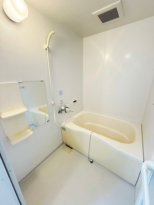 フォレスト妙見の物件内観写真