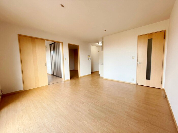 フォレスト妙見の物件内観写真