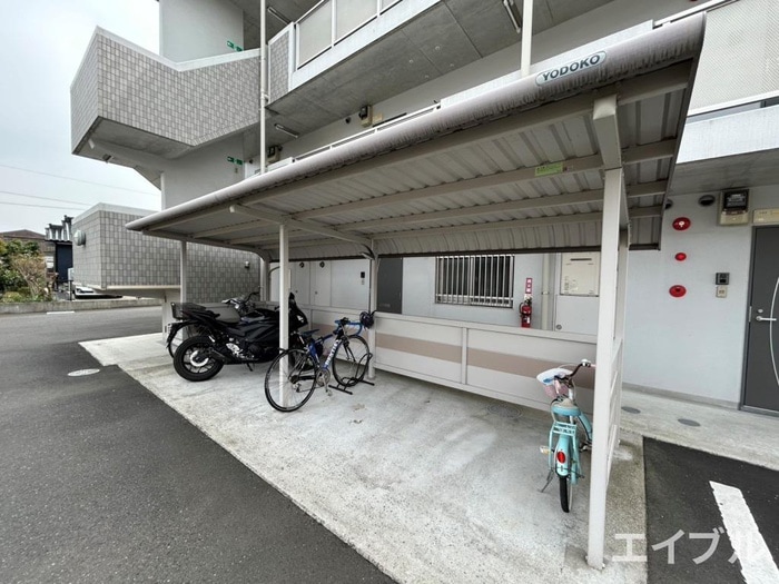 コモ－ドⅡの物件外観写真