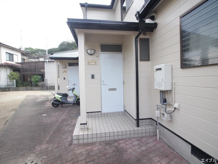 テラスハウス青葉Ａの物件外観写真