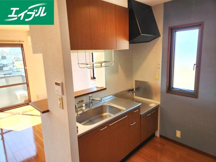 サンフラワ－ハイツＡ棟の物件内観写真