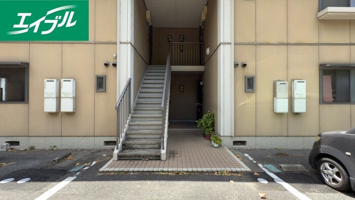 サンフラワ－ハイツＡ棟の物件外観写真