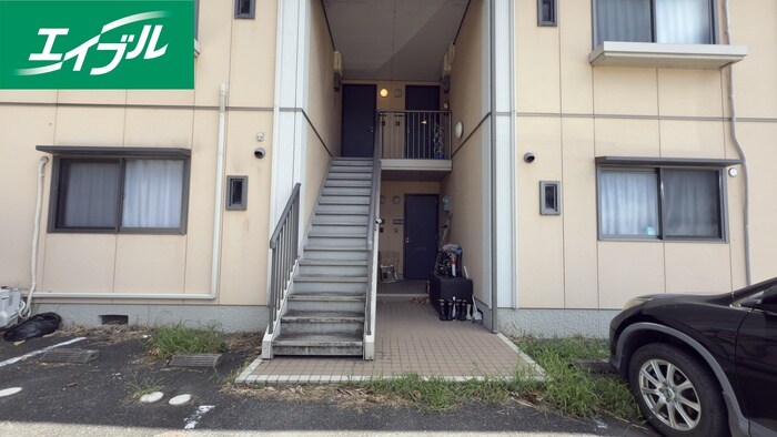 サンフラワ－ハイツＢ棟の物件外観写真