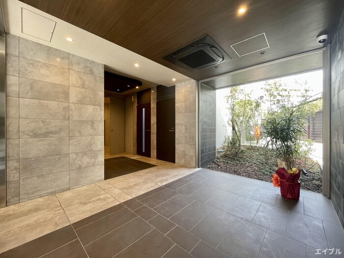 ギャラクシー南福岡駅前の物件外観写真