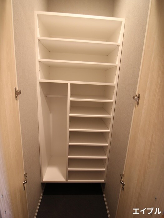 ギャラクシー南福岡駅前の物件内観写真