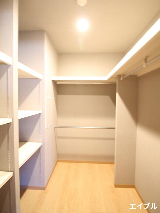 ギャラクシー南福岡駅前の物件内観写真