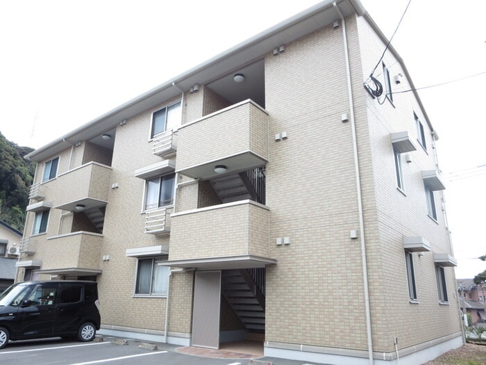 ヴァン・マーガレットの物件外観写真