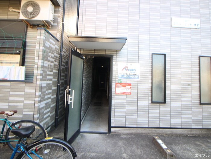 エミリーコート博多の物件外観写真