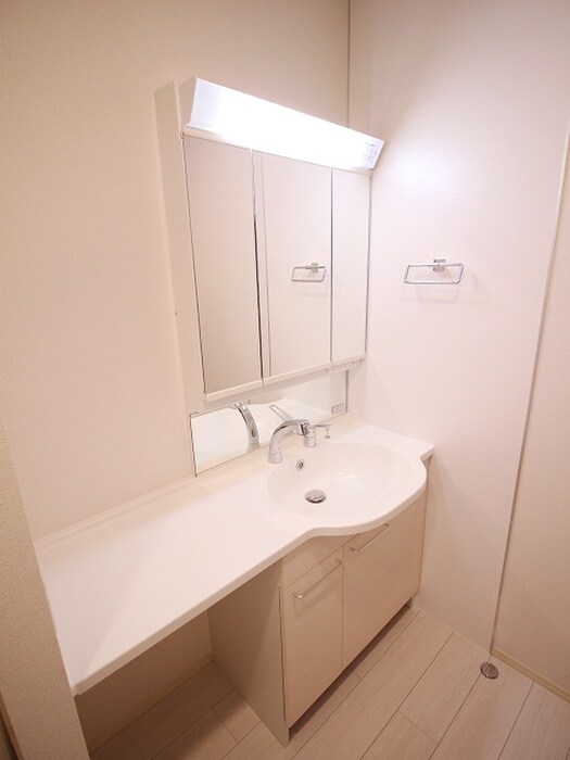 アカイユⅢの物件内観写真