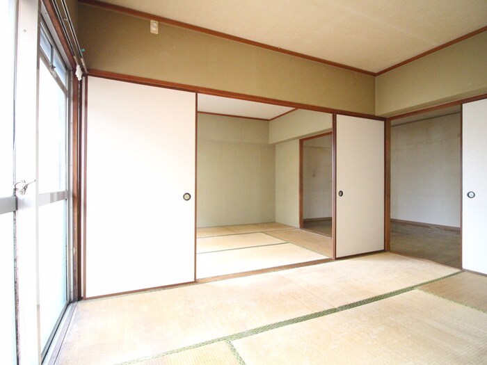 スカイタウン春日の物件内観写真