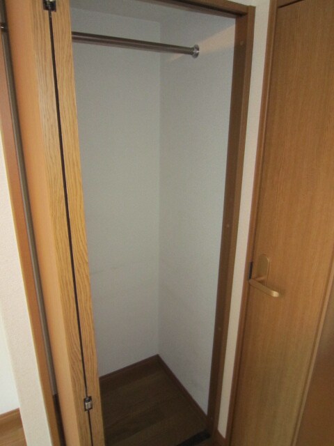 ロ－レル友泉亭の物件内観写真