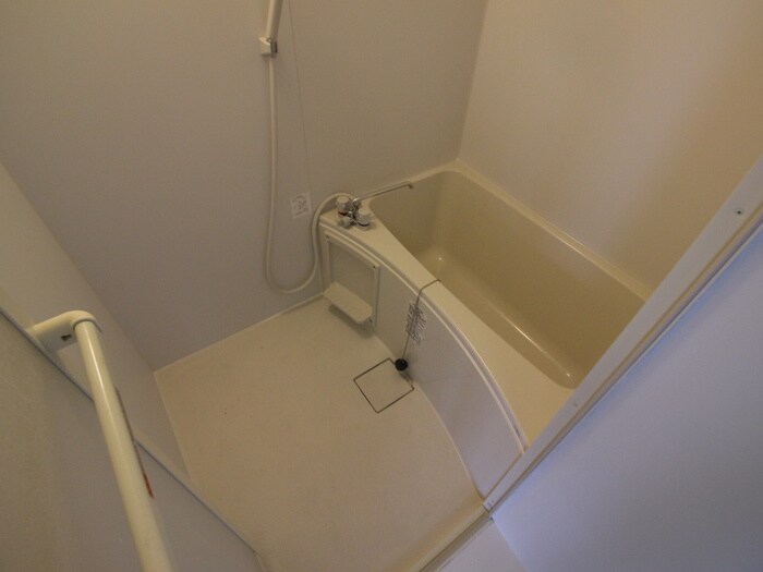 ヴィラナリー中間4号棟の物件内観写真