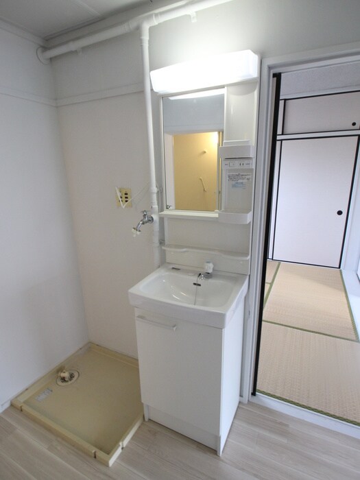 ヴィラナリー中間4号棟の物件内観写真