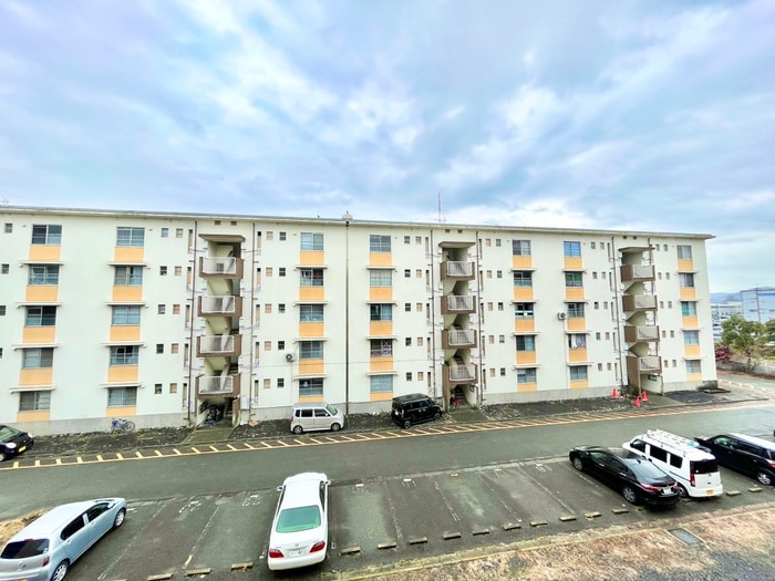 ヴィラナリー中間4号棟の物件内観写真