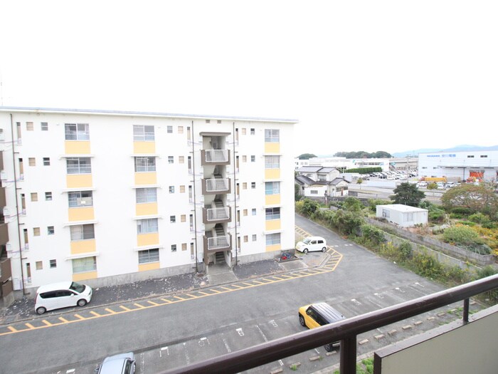 ヴィラナリー中間4号棟の物件内観写真