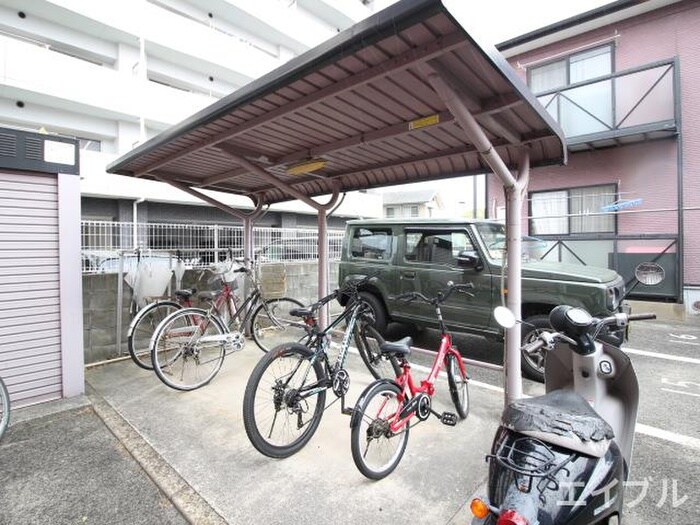 イーストスプリームⅢＢの物件外観写真