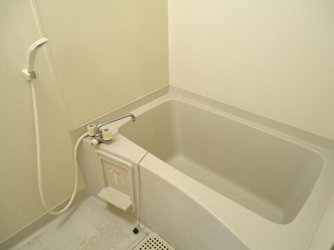 イーストスプリームⅢＢの物件内観写真