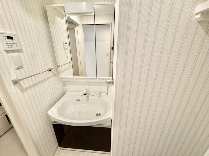 ｺﾝﾀﾞｸﾄﾚｼﾞﾃﾞﾝｽHIBIKINOの物件内観写真