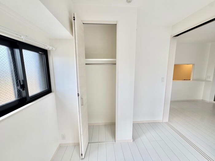 ｺﾝﾀﾞｸﾄﾚｼﾞﾃﾞﾝｽHIBIKINOの物件内観写真